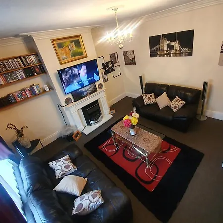 ** Deluxe Double Perfect For Leisure & Work** Leeds (West Yorkshire)