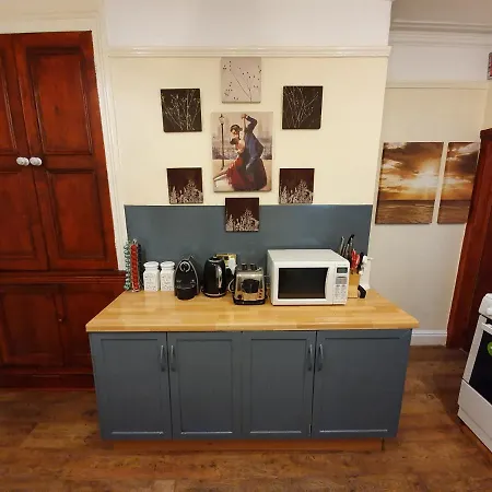 ** Deluxe Double Perfect For Leisure & Work** *