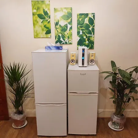 ** Deluxe Double Perfect For Leisure & Work** * Leeds (West Yorkshire)